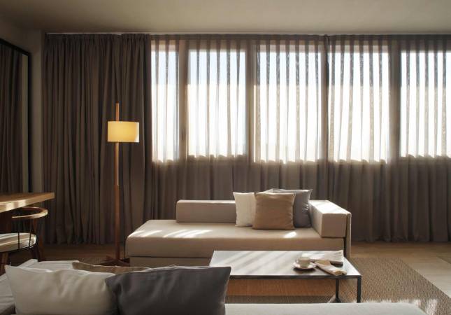 Las mejores habitaciones en Hotel Peralada Wine Spa & Golf. El entorno más romántico con los mejores precios de Girona